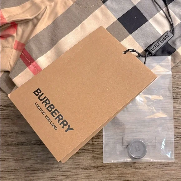 NWT [Burberry] Authentic Luxury Check Plaid Elastic Waist Shorts Toddler Sz 6M - Picture 8 of 13